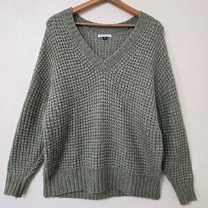 American Eagle Oversized Sweater Sz‎ M Cozy Soft Sage Green Chunky Knit V Neck
